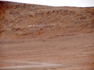 White stones spell out Resolute Bay in English and Inuktitut. (PHOTO BY JANE GEORGE)